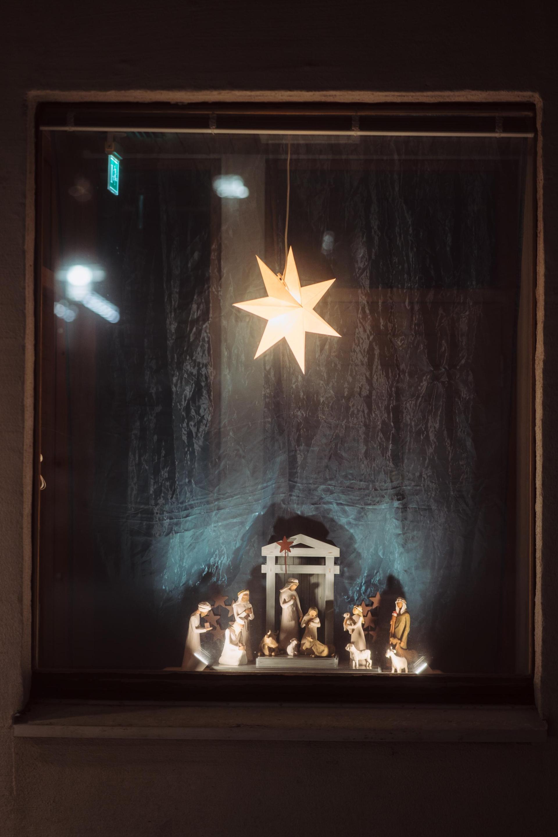 Julkrubba i Petruskyrkan