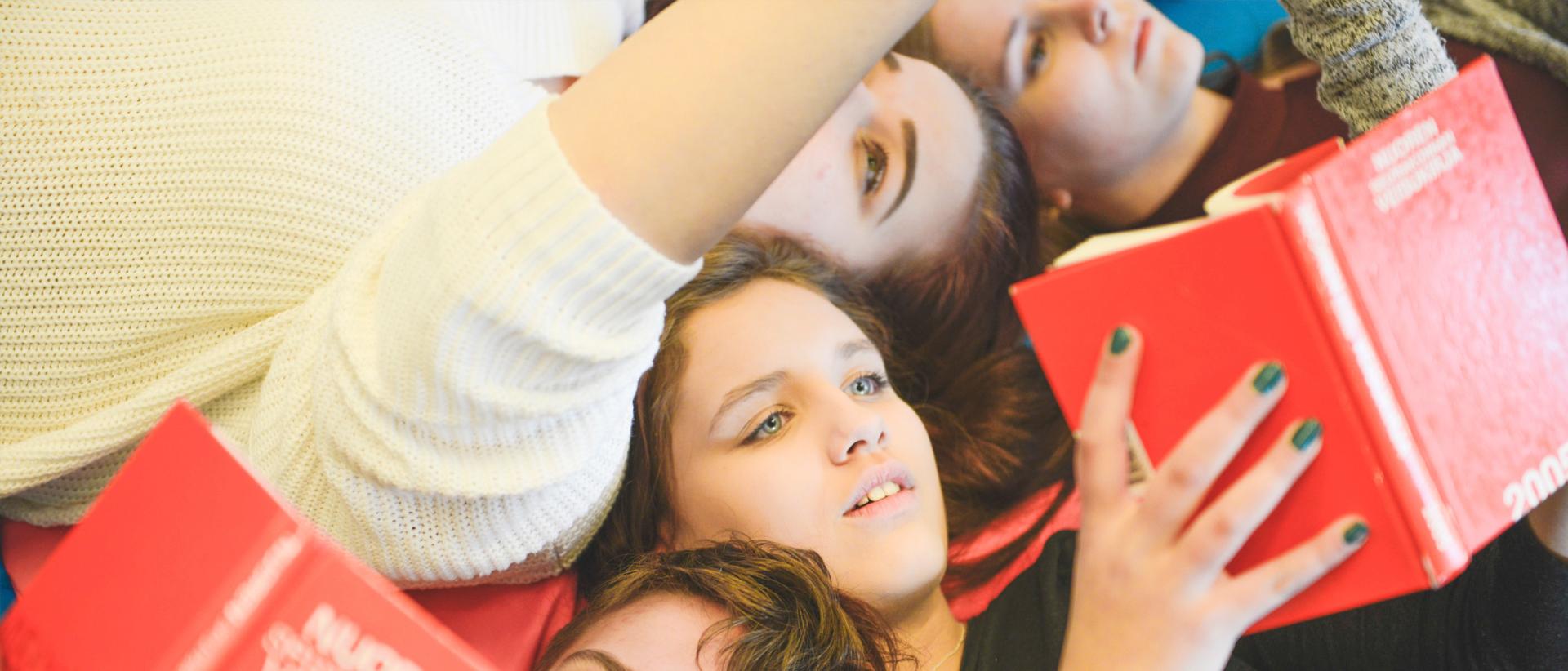 kuva: Kirkon kuvapankki Suvi Sievil&auml; Valopeitto